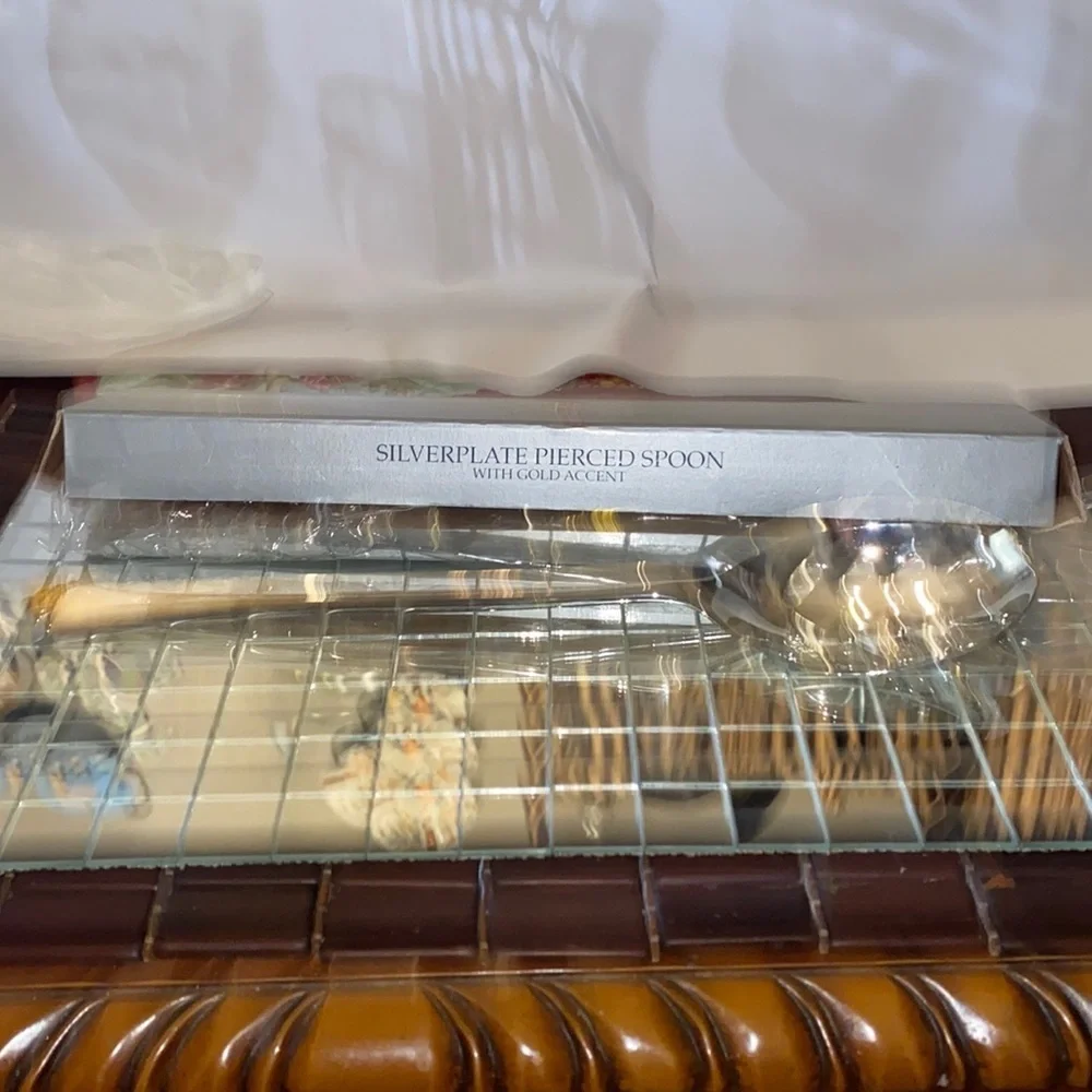 ROYAL LIMITED SILVER SERVING PIERCED SPOON